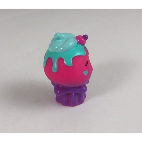 Bananas Bunch 3 Wild Blossom Tree Mystery Figure Bobbie Jellyfish Rare - Picture 2 of 6